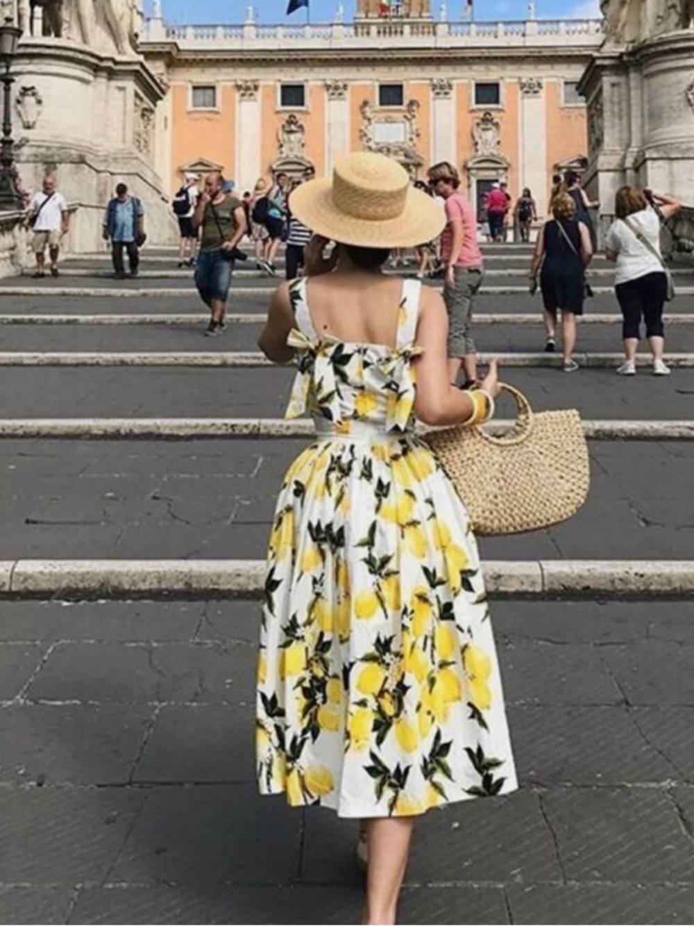 Gorgeous dress from Hearts and Found, Dolce & Gabbana lemon Print size Medium - Picture 7 of 9